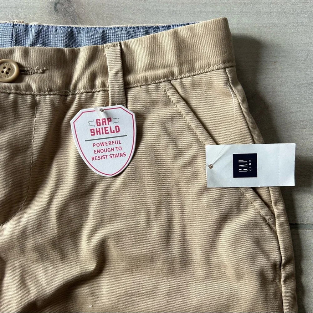 NWT GAP Kids Tan Khaki Kids' Chino Interior Adjustable Button Tab Shorts